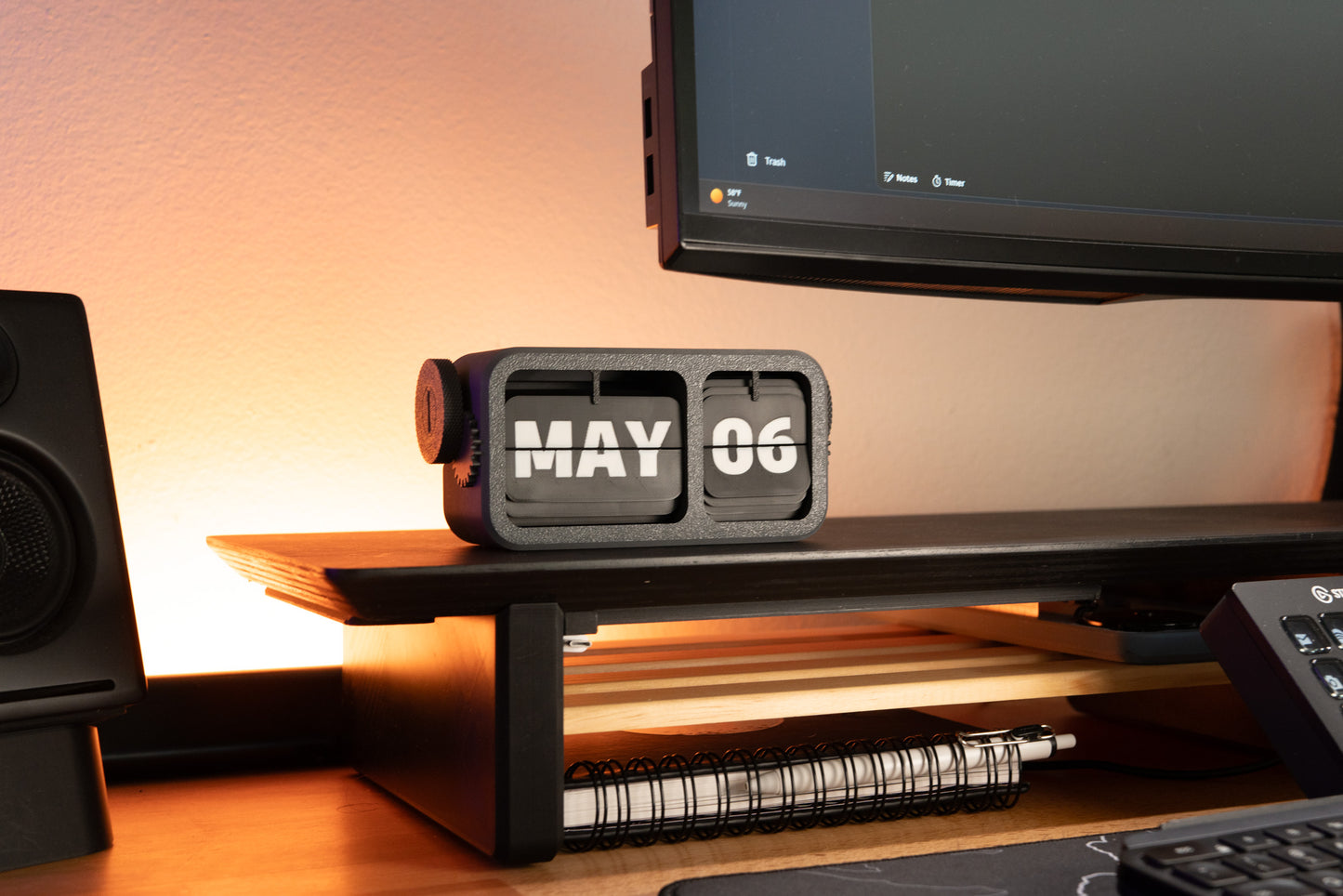 month and date 3d printed flip calendar shown sitting on desk