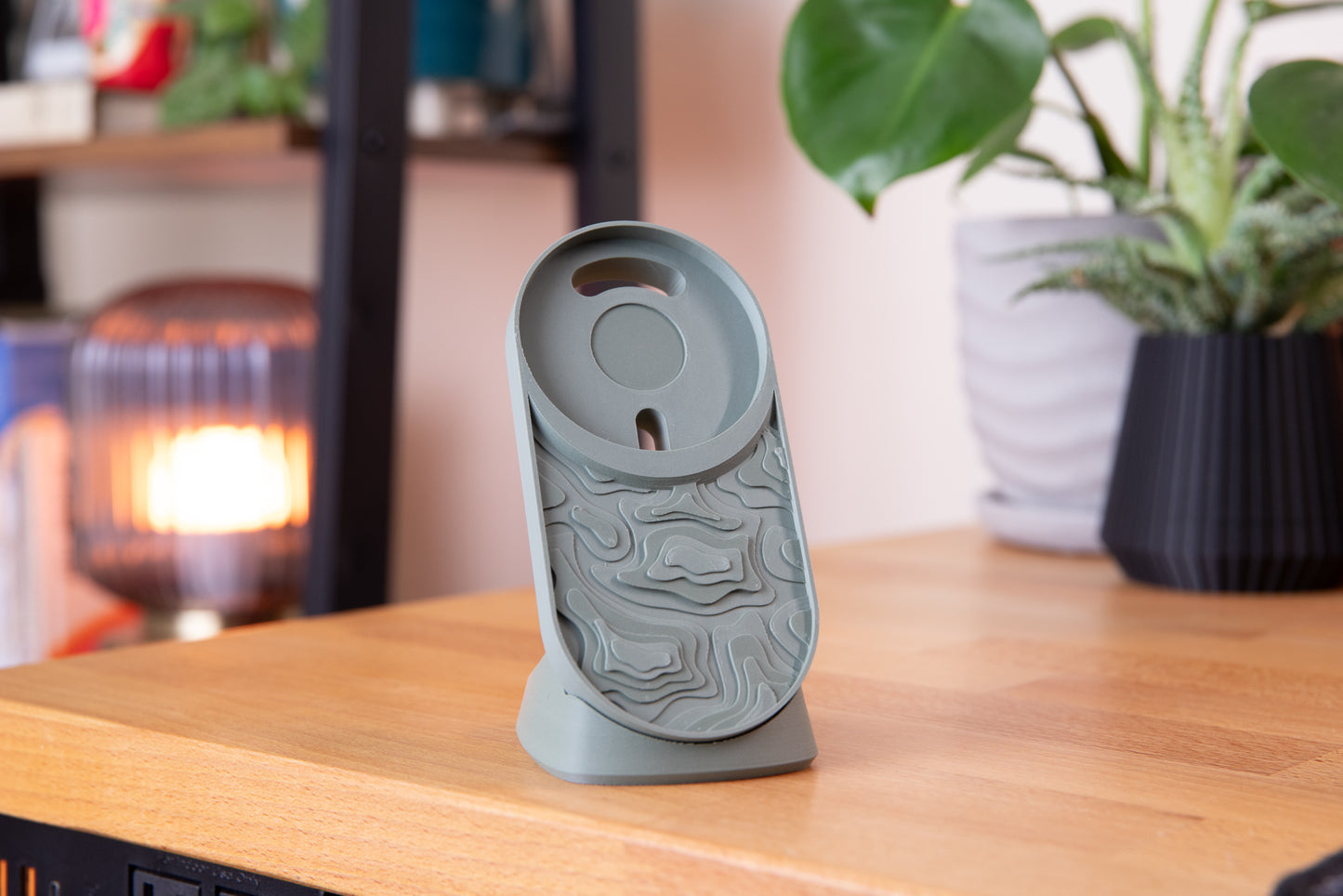 TOPO MagSafe Charging Stand .STL (Digital Files)